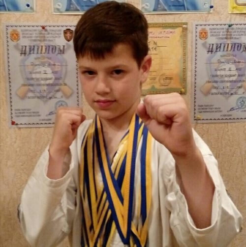 Завтра, в Олександрії, під час футбольного матчу, збиратимуть кошти на лікування юного спортсмена
